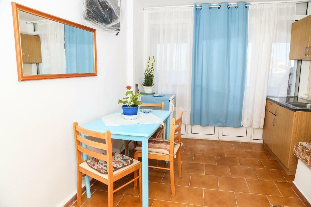 Tony'S Rooms Alinda  Exterior photo